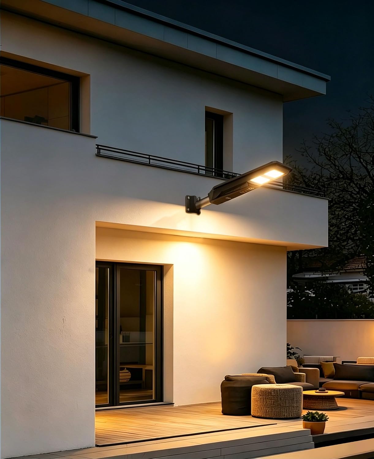 Outdoor Solar Light - Dusk to Dawn