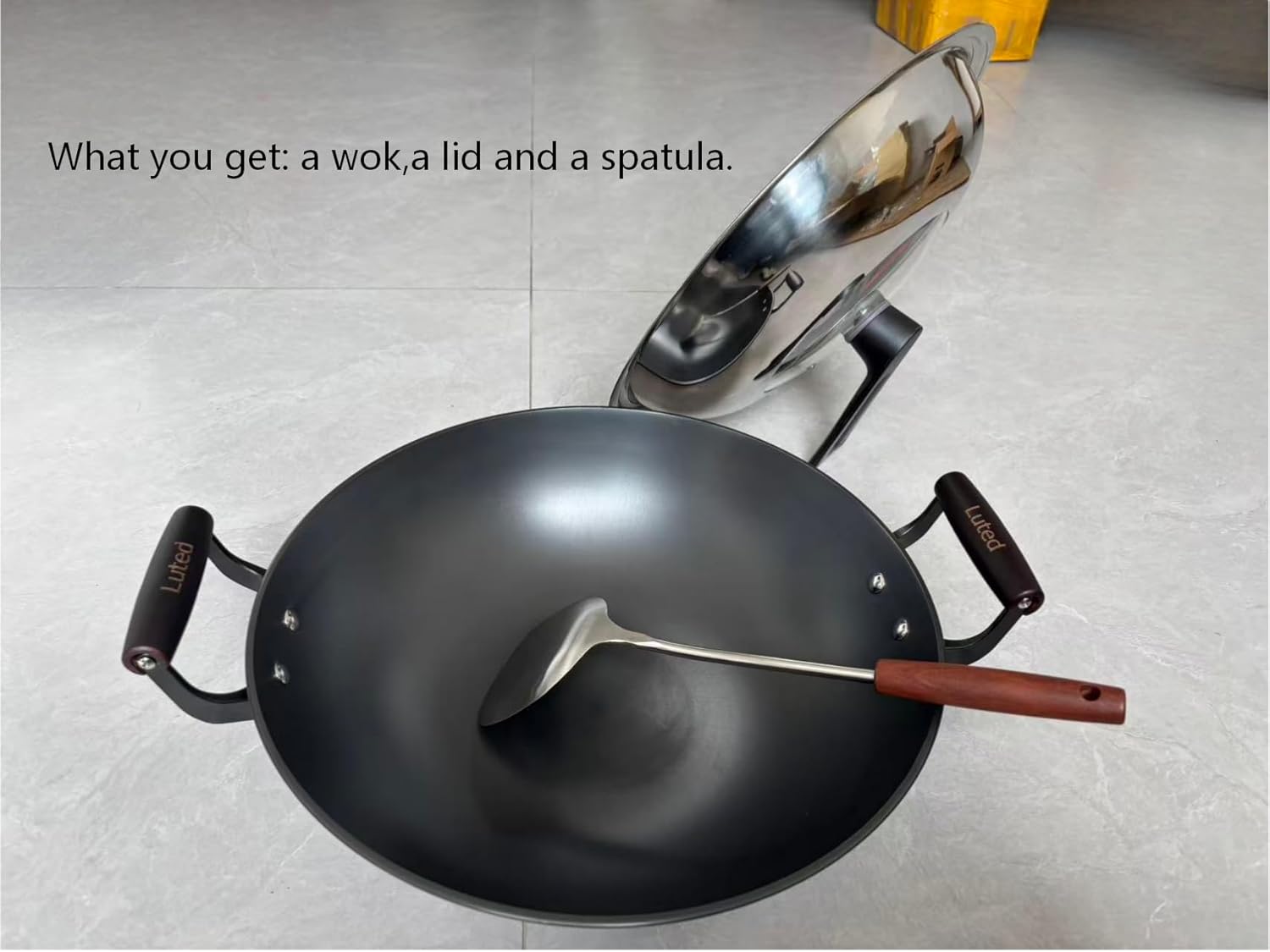 Cast Iron Chinese woks with a lid and Spatula