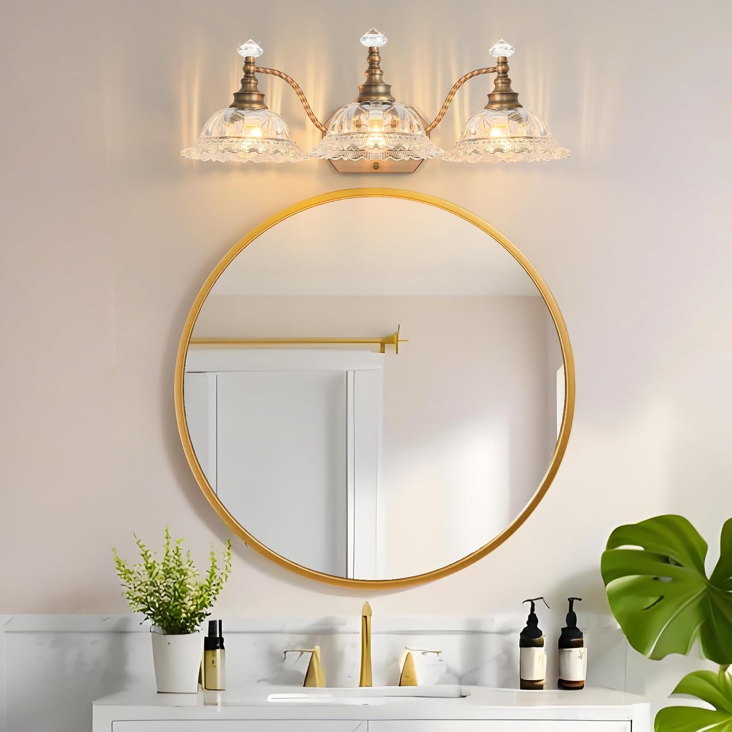 Vintage 3 Light Brass Floral